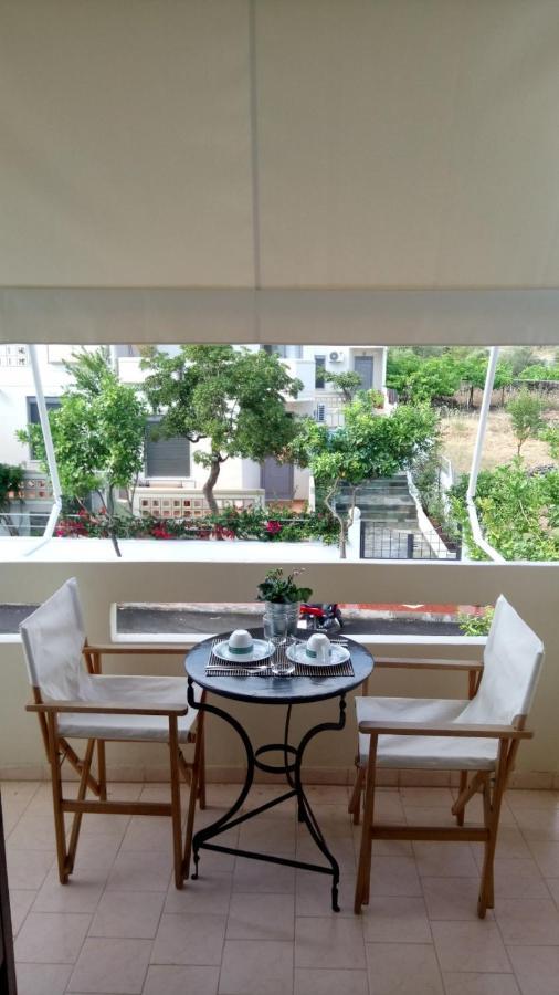 Phoeve Apt-Lovely 1-Br Rental Near The Beach Kalathas Eksteriør billede
